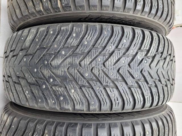 Отличная зима 265.60.18 Nokian Hakkapeliitta 8 SUV (Россия, 2014 г. ) 265/60 R18