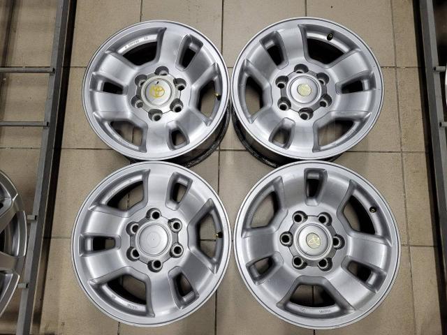 Оригинальные Toyota Surf 16" 7jj (6*139.7) et+15 цо106.1мм