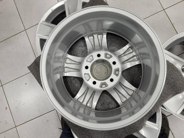Оригинальные Тойота ТЛК200/100 на 18" (5*150) 8j ет+60 цо110.1мм Toyota