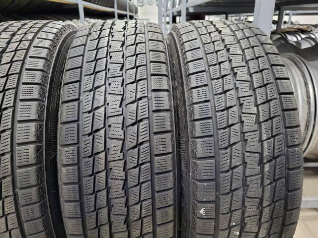 Отличная зима 235.60.18 Goodyear Ice Navi SUV (2014г, Япония) 235/60 R18
