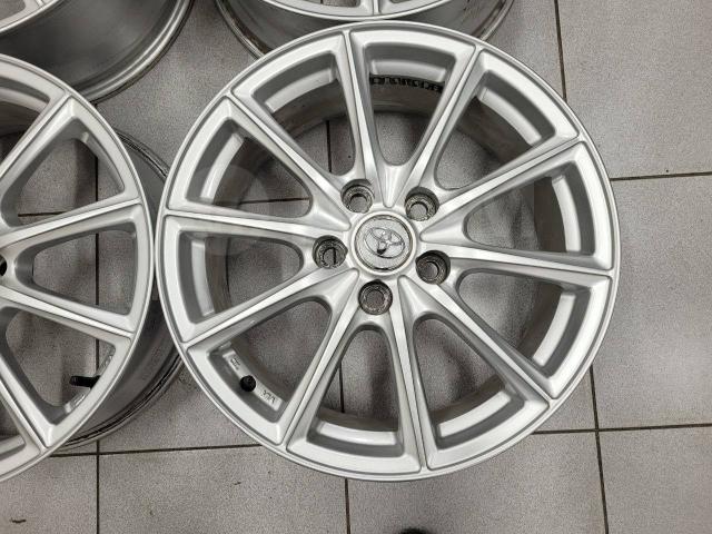 Оригинальные Toyota/Bridgestone 17" (5*114.3) 7j et+45 цо60.1мм