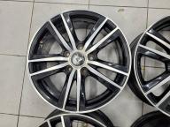 Красивые 16" Razec (5*114.3) 6.5j ет+45 цо73.1мм Rozest