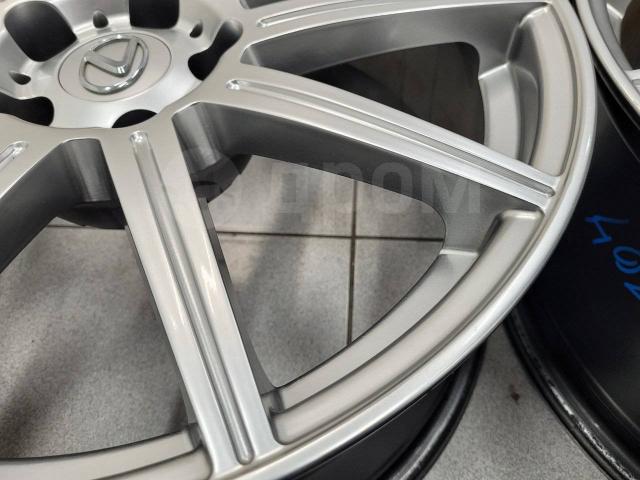 Оригинальные Lexus/Toyota/Climate 18" 8j et+30 (5*114.3) цо60.1мм