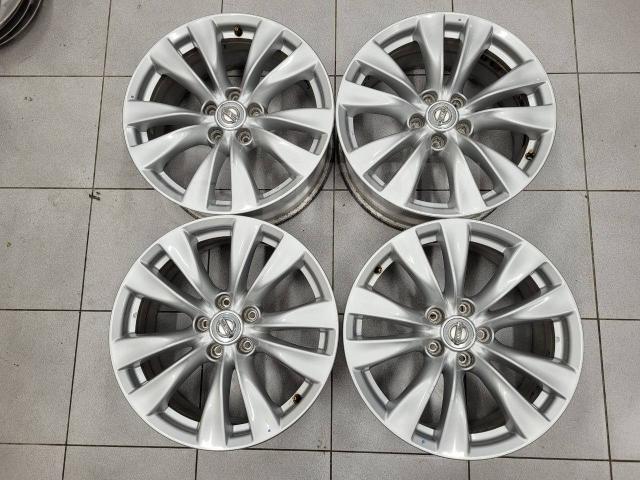 Оригинальные Nissan 18" (5*114.3) 8j et+43 цо66.1мм (Enkei m.a.t. )