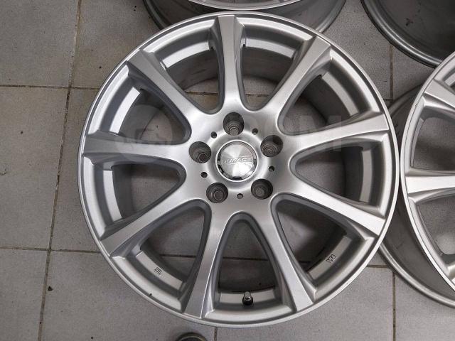 Красивые Dunlop Dufact 17" (5*114.3) 7j et+38 цо73.1мм