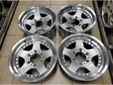 Красавцы Bridgestone CV928 на 16" 8jj (6*139.7) et+10 цо110.1мм