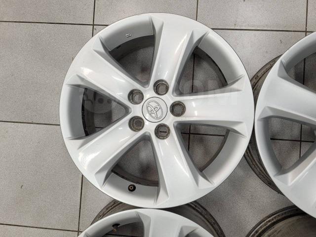 Оригинальные 17" Toyota Rav4 (5*114.3) 7j et+39 цо60.1мм