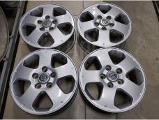 Оригинальные литые диски Nissan 15" (5*114.3) 5.5j et+45 цо66.1мм