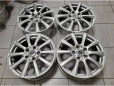 Красивые оригинальные Weds Axel 16" (5*114.3) 6.5j et+40 цо73.1мм