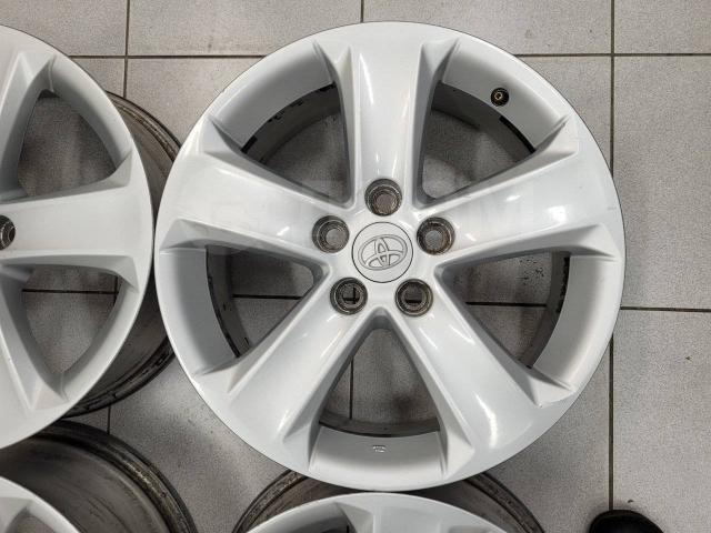 Оригинальные 17" Toyota Rav4 (5*114.3) 7j et+39 цо60.1мм