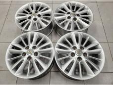 Оригинальные Toyota Crown 16" 7jj et+50 (5*114.3) цо60.1мм