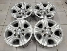 Оригинальные красавцы Тойота (Япония) 16" 7jj (6*139.7) et+15 цо106.1 Toyota