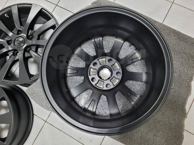 Красавцы черный матовый Тойота 16" (5*114.3) 6.5j et+45 цо60.1мм Toyota