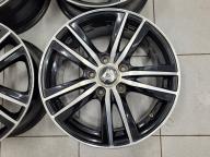 Красивые 16" Razec (5*114.3) 6.5j ет+45 цо73.1мм Rozest